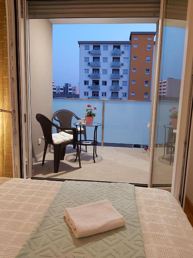 Apartman Miss T Podgorica Eksteriør bilde