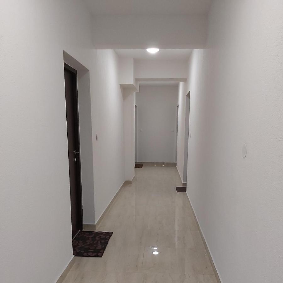 Apartman Miss T Podgorica Eksteriør bilde